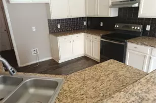424 Heritage Dr, Crowley, TX 76036 - Photo 4