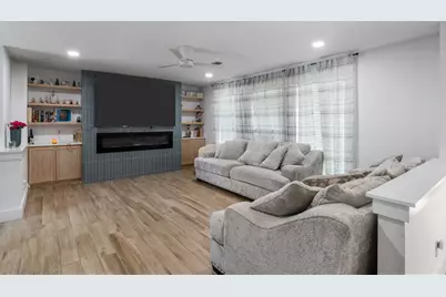 2304 Spanish Trail, Irving, TX 75060 - Photo 2