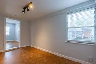 2732 Mateur St, Dallas, TX 75211 - Photo 8