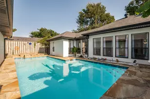 6015 Blue Bay Dr, Dallas, TX 75248 - Photo 22