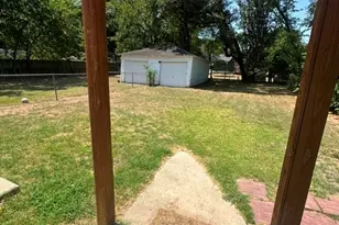 405 Maple Dr, Terrell, TX 75160 - Photo 10