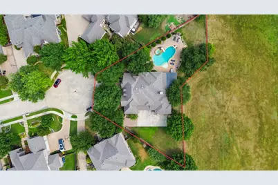 1712 Singletree Court, McKinney, TX 75072 - Photo 2