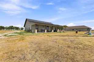 770 Section House Rd, Ennis, TX 75119 - Photo 32