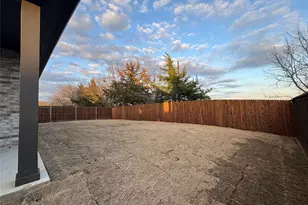 400 Stone Holw Dr, Ferris, TX 75125 - Photo 22