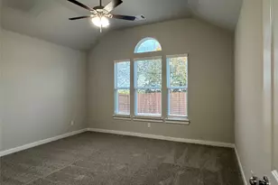 400 Stone Holw Dr, Ferris, TX 75125 - Photo 12
