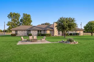 10492 US Hwy 69, Whitewright, TX 75491 - Photo 1