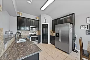 1800 Buena Vista Dr, Denton, TX 76210 - Photo 12