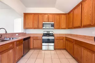 9 Fern Oak Ct, Mansfield, TX 76063 - Photo 2
