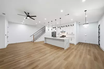 310 E 7th Street, Dallas, TX 75203 - Photo 14