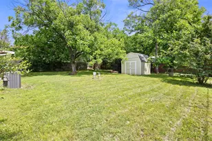 107 S Flower Ln, Chico, TX 76431 - Photo 24