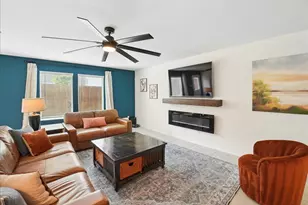 2926 Lorena Jordan Rd, Dallas, TX 75212 - Photo 6
