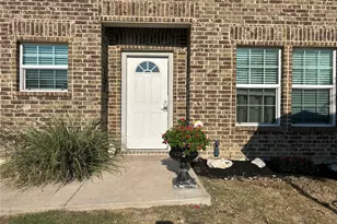 2807 Ainwick Ct, Dallas, TX 75227 - Photo 2