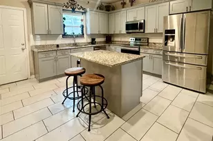 2807 Ainwick Ct, Dallas, TX 75227 - Photo 4