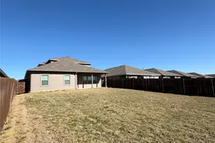 16721 Porterfield Ln, Justin, TX 76247 - Photo 20