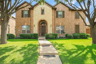 2113 Sandy Creek Dr, Frisco, TX 75033 - Photo 2