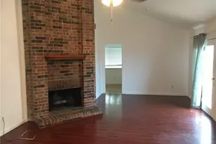 2404 Centaurus Dr, Garland, TX 75044 - Photo 2