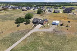445 County Rd 4444, Trenton, TX 75490 - Photo 38