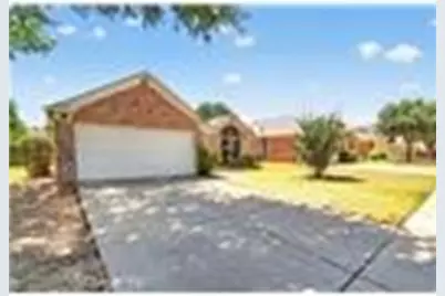 306 Branch Bend, Euless, TX 76039 - Photo 18