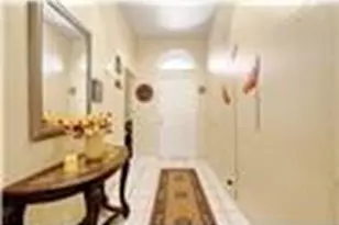 306 Branch Bend, Euless, TX 76039 - Photo 2