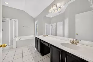 306 Branch Bend, Euless, TX 76039 - Photo 8