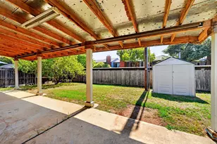 306 Branch Bend, Euless, TX 76039 - Photo 14