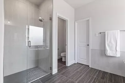 904 Beall Street, Denton, TX 76207 - Photo 22