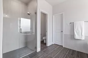 904 Beall St, Denton, TX 76207 - Photo 22