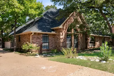 3803 Marine Court, Arlington, TX 76016 - Photo 2