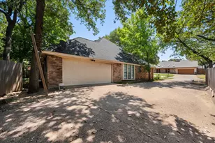 3803 Marine Ct, Arlington, TX 76016 - Photo 34