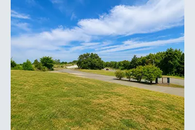 105 Memorial Drive, Denison, TX 75020 - Photo 12