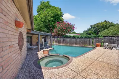 4204 Ledgeview Road, Fort Worth, TX 76109 - Photo 34