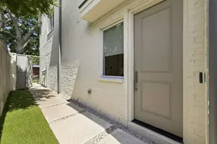 4920 Kelton Dr, Dallas, TX 75209 - Photo 4