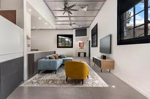 215 N Walton St, Dallas, TX 75226 - Photo 6