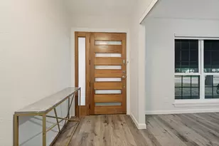1801 Green Oaks Dr, Irving, TX 75061 - Photo 12
