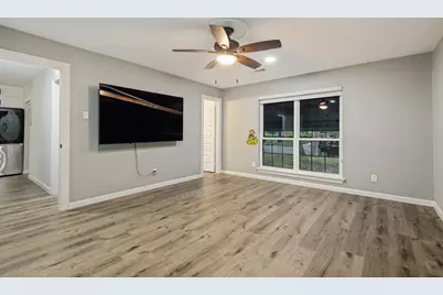 1801 Green Oaks Drive, Irving, TX 75061 - Photo 24