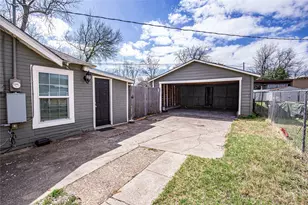 1108 N 28th St, Waco, TX 76707 - Photo 16