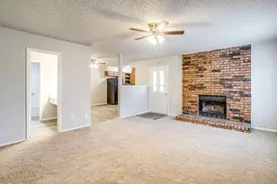 2521 Indigo Ln, Arlington, TX 76015 - Photo 6