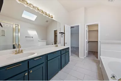 2203 Meadowstone Drive, Carrollton, TX 75006 - Photo 20