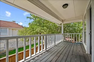 2203 Meadowstone Dr, Carrollton, TX 75006 - Photo 34