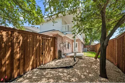 2203 Meadowstone Drive, Carrollton, TX 75006 - Photo 36