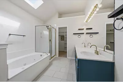 2203 Meadowstone Drive, Carrollton, TX 75006 - Photo 28
