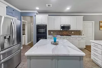 6328 Creek Bluff Court, Sachse, TX 75048 - Photo 10
