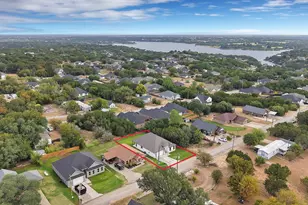 2210 San Saba Ct, Granbury, TX 76048 - Photo 4