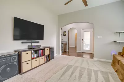 2721 Buffalo Run, Burleson, TX 76028 - Photo 20