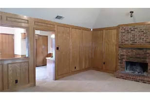 1217 River Oaks Dr, Flower Mound, TX 75028 - Photo 4