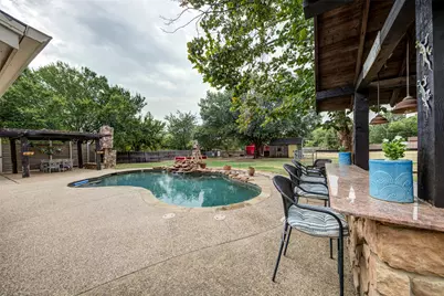 3805 Berry Hill Court, Double Oak, TX 75028 - Photo 10