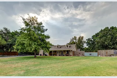3805 Berry Hill Court, Double Oak, TX 75028 - Photo 4