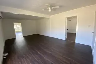 801 Walnut St, Trinidad, TX 75163 - Photo 6