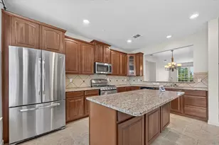 7863 Liverpool Ln, Irving, TX 75063 - Photo 12