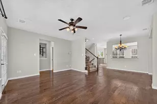7863 Liverpool Ln, Irving, TX 75063 - Photo 10